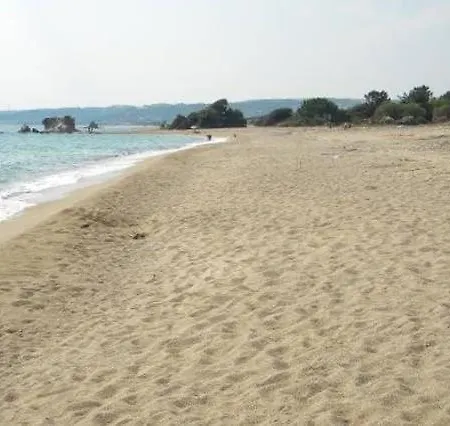 Spacious Luxury 2 Bedroom Apartment Near The Sea Ιερισσός